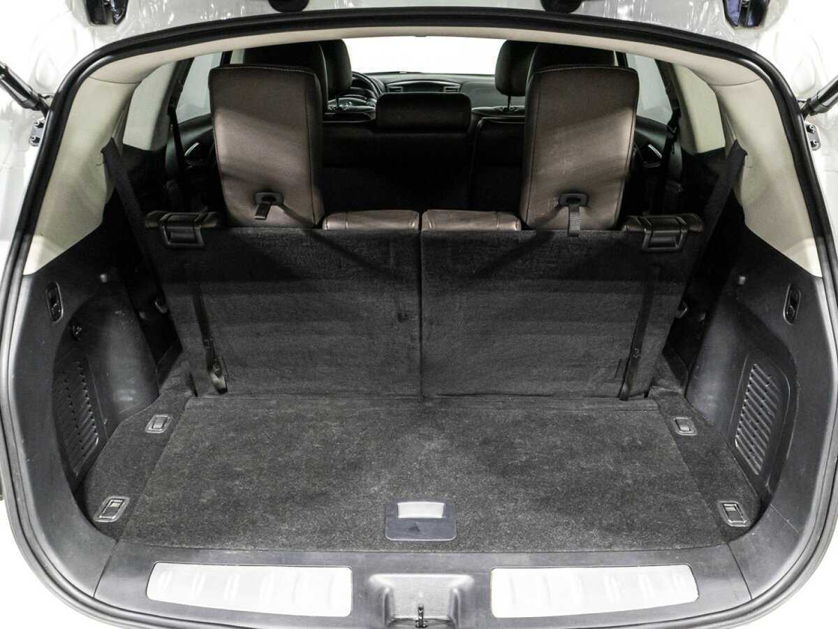 Infiniti QX60 2018 года с пробегом. Фото: #12
