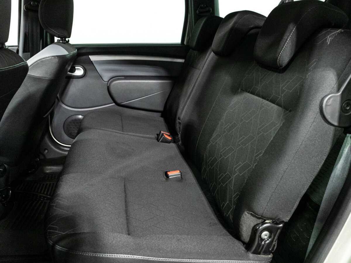 Б/У Лада (ВАЗ) Ларгус 2020 года. Фото: #9