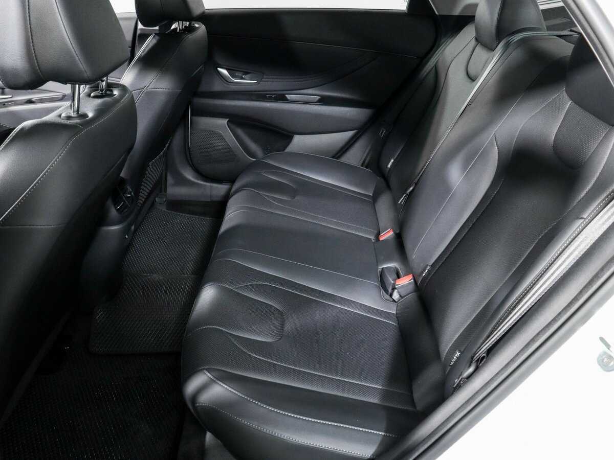 Б/У Хендай Елантра 2023 года. Фото: #9