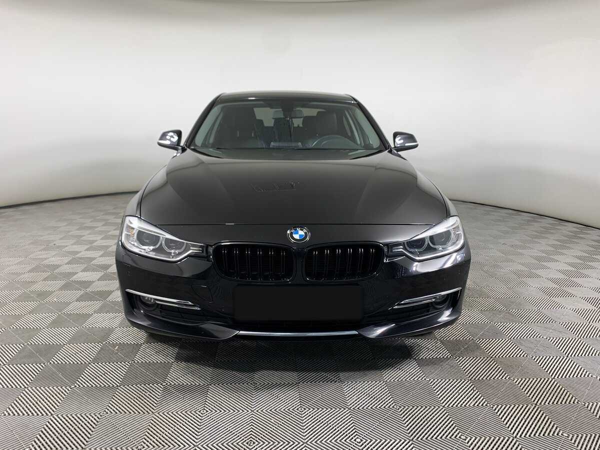 BMW 3 серии 2013 года с пробегом. Фото: #1