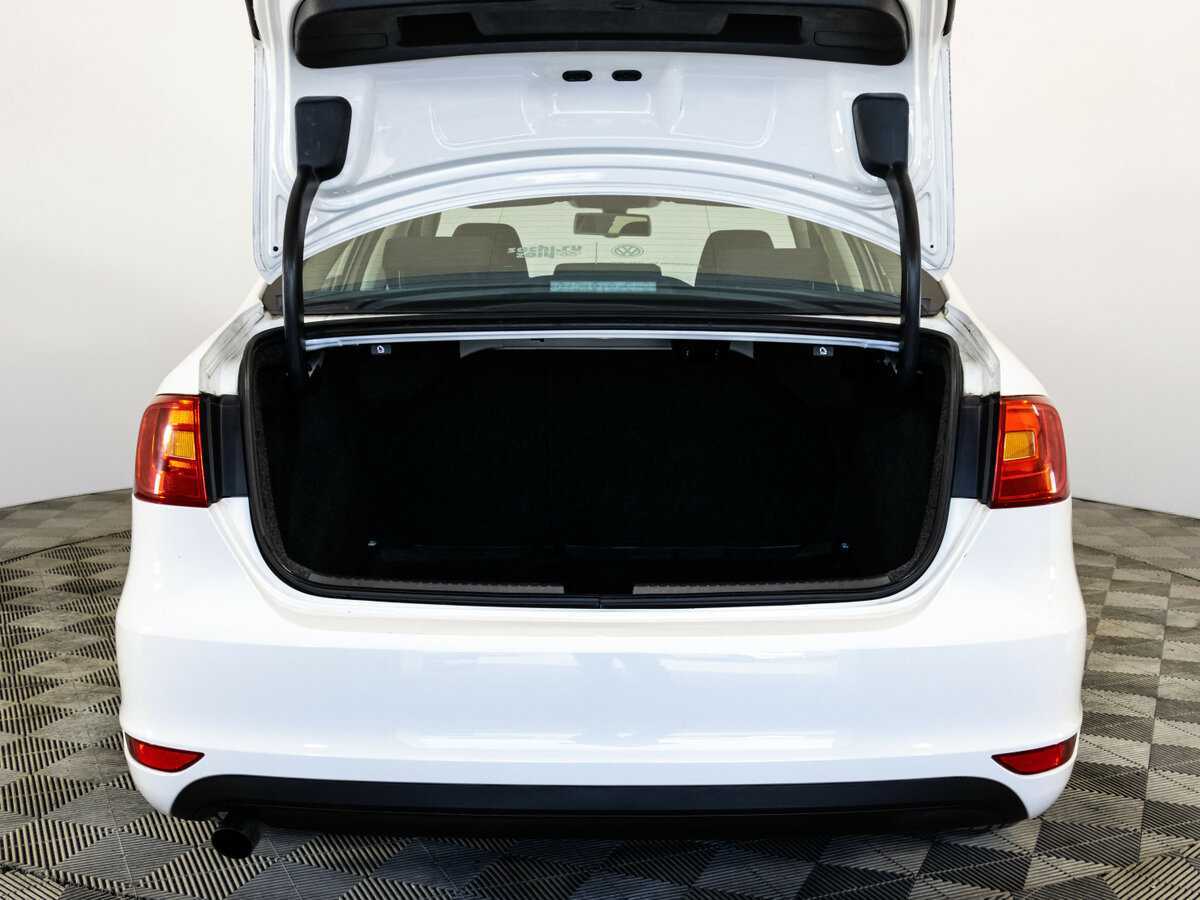 Б/У Фольксваген Джетта 2013 года. Фото: #14