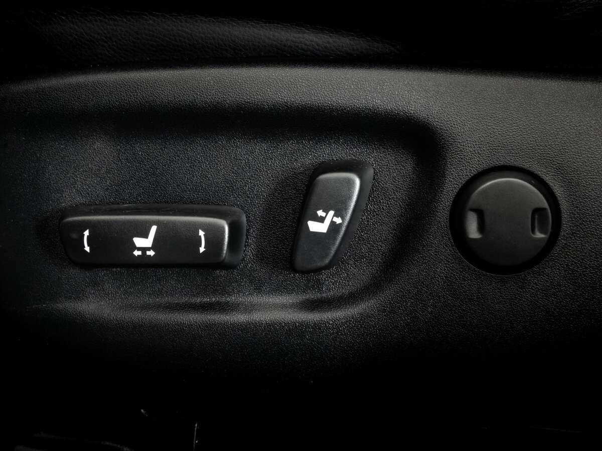 Б/У Тойота Рав4 2014 года. Фото: #10