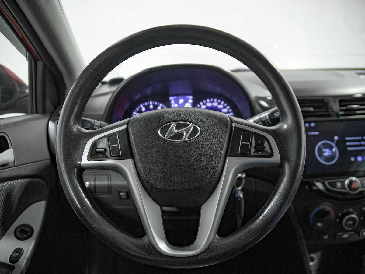 Hyundai Solaris 2012 года с пробегом. Фото: #6