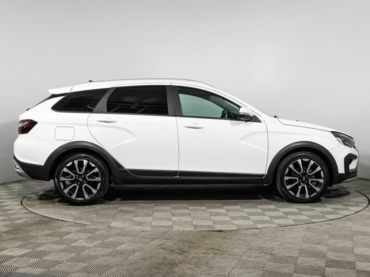 Б/У Лада (ВАЗ) Веста 2024 года. Фото: #3