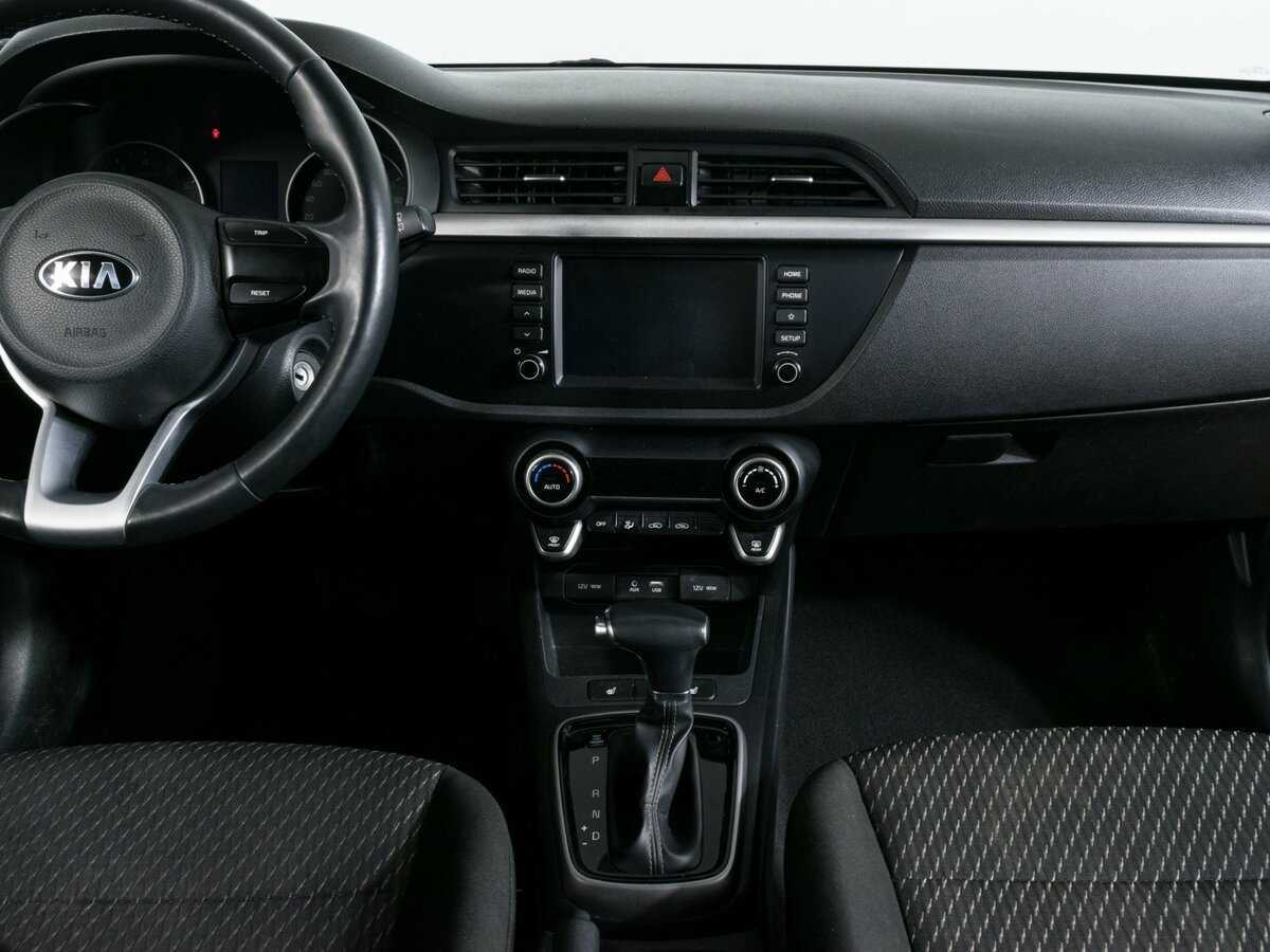 Б/У Киа Рио 2018 года. Фото: #8