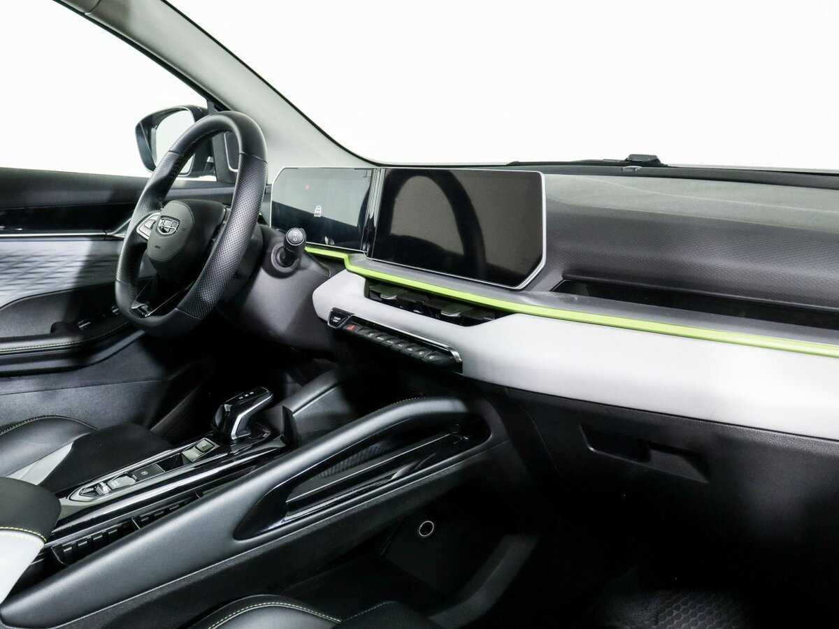 Б/У Джили Кулрэй 2023 года. Фото: #8