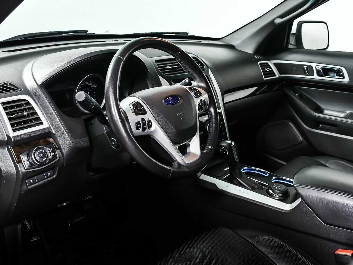 Ford Explorer 2014 года с пробегом. Фото: #11
