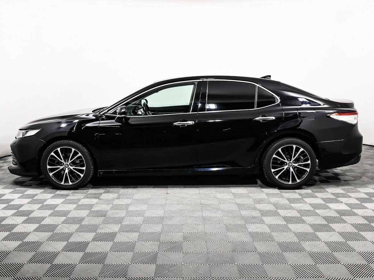 Б/У Тойота Камри 2018 года. Фото: #7