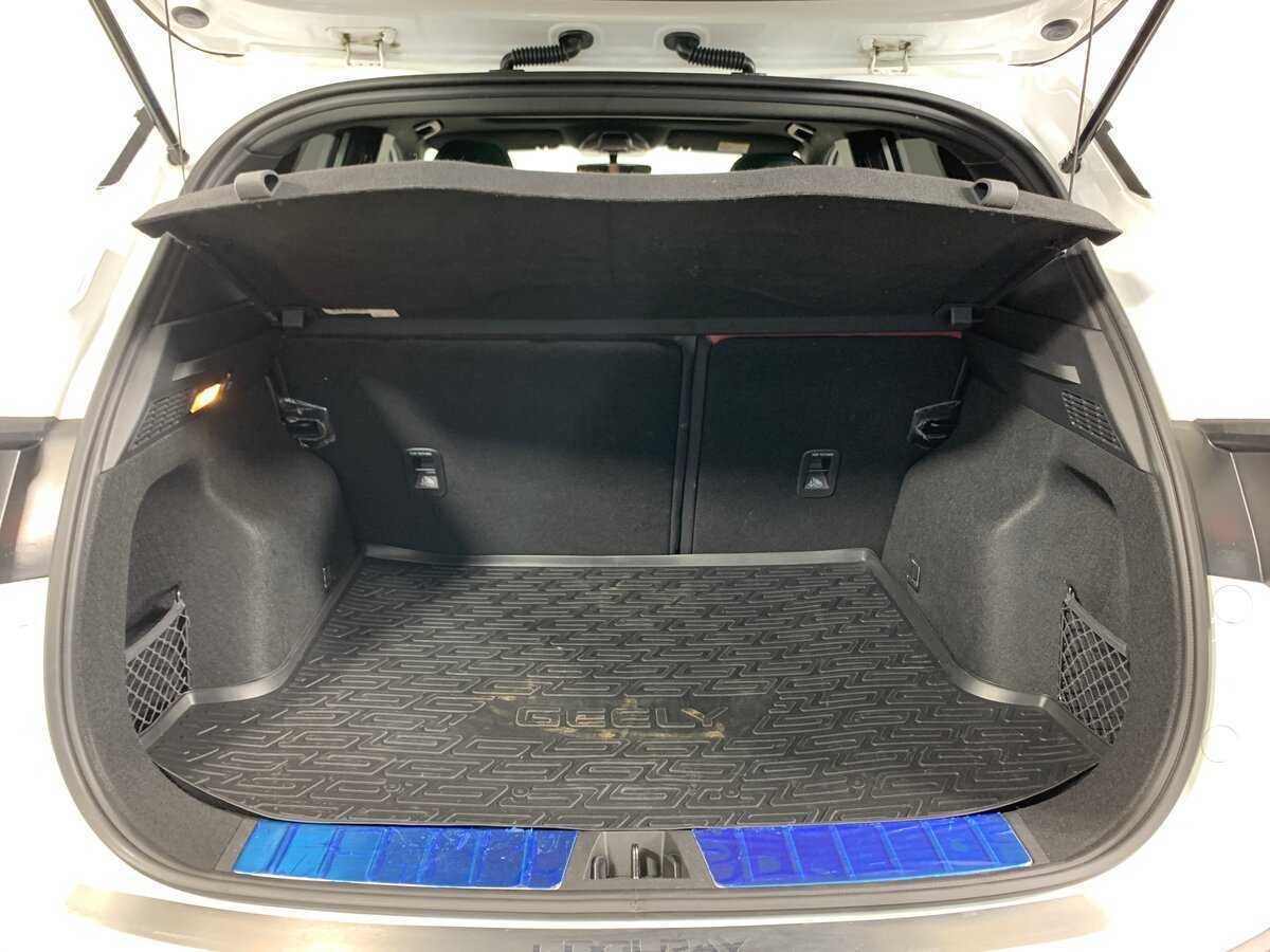 Geely Coolray 2023 года с пробегом. Фото: #20