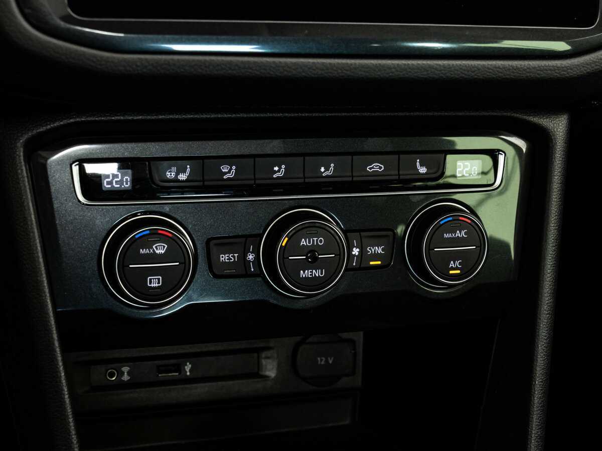 Б/У Фольксваген Тигуан 2017 года. Фото: #18