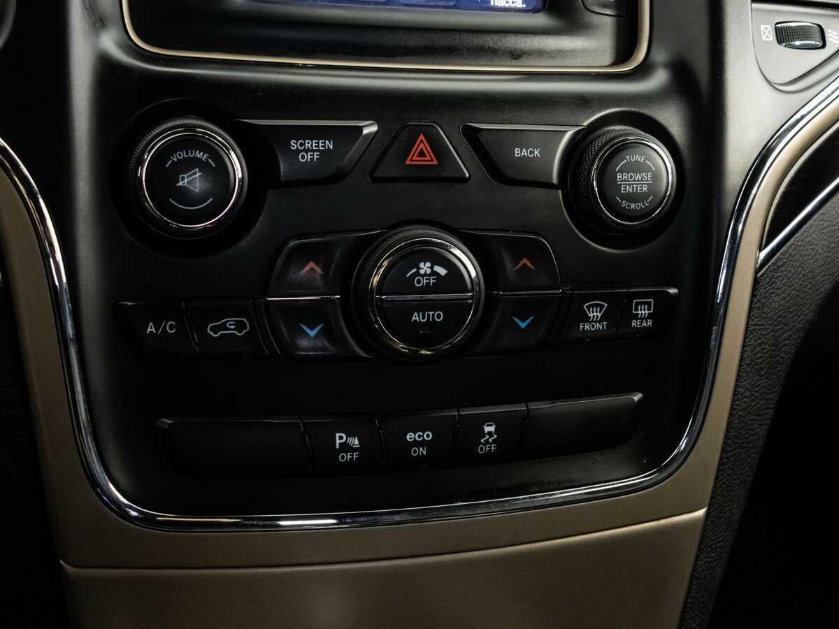 Jeep Grand Cherokee 2013 года с пробегом. Фото: #14