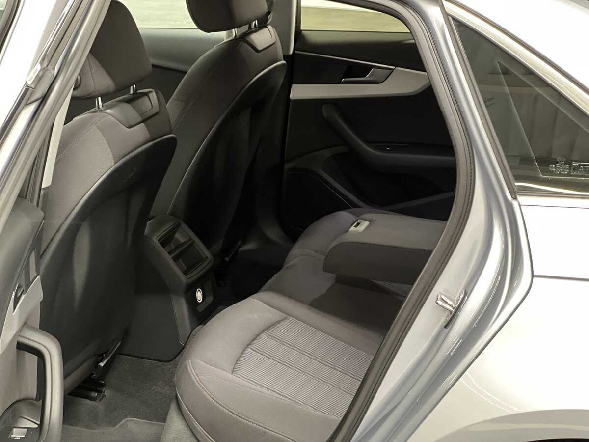Audi A4 2016 года с пробегом. Фото: #11