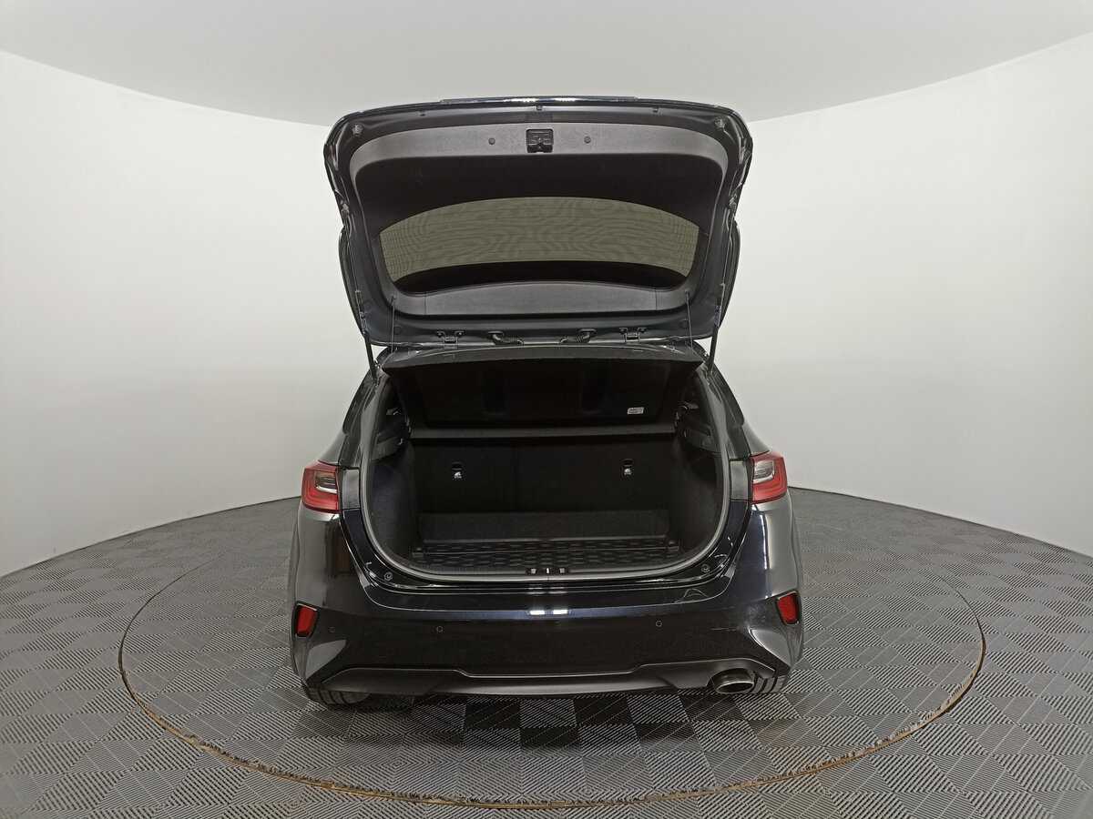 Б/У Киа Сид 2022 года. Фото: #9