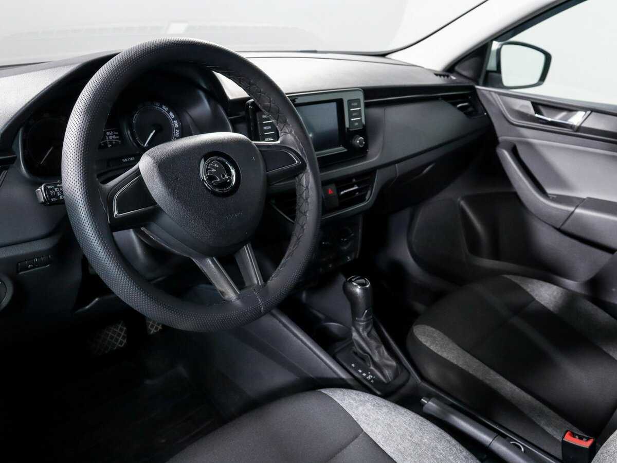 Б/У Шкода Рапид 2021 года. Фото: #10