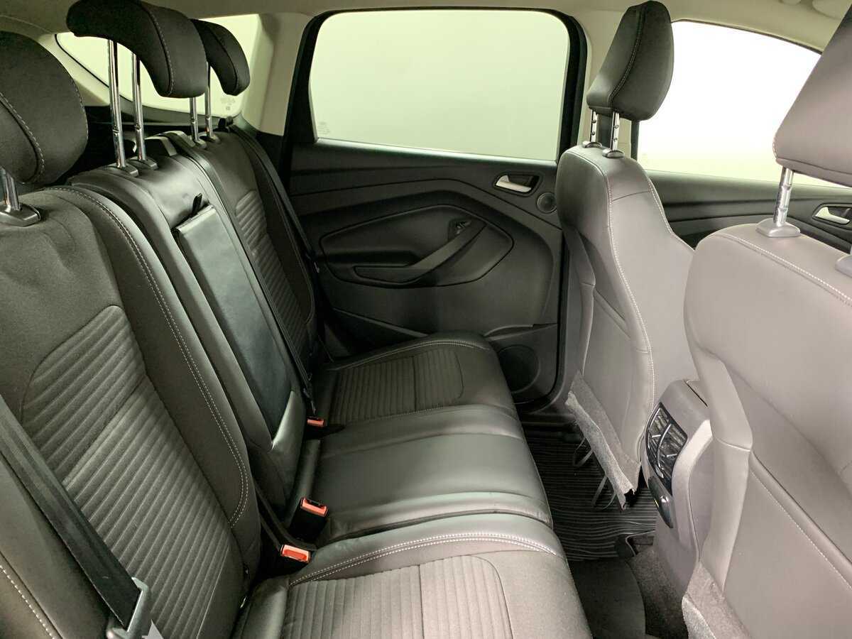 Ford Kuga 2017 года с пробегом. Фото: #17