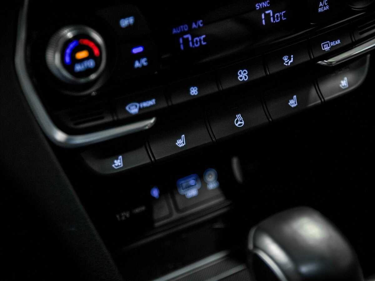 Hyundai Santa Fe 2019 года с пробегом. Фото: #12