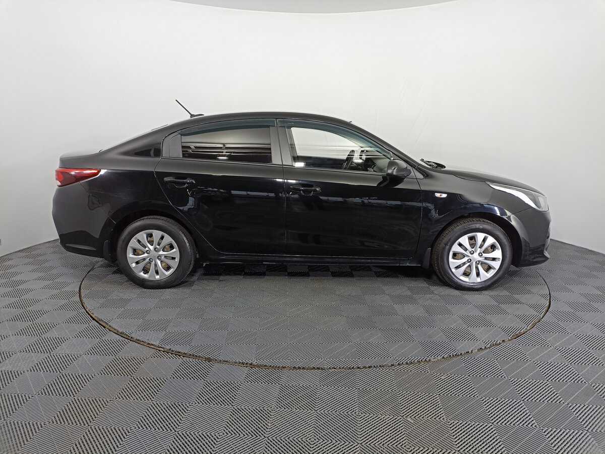 Б/У Киа Рио 2017 года. Фото: #3