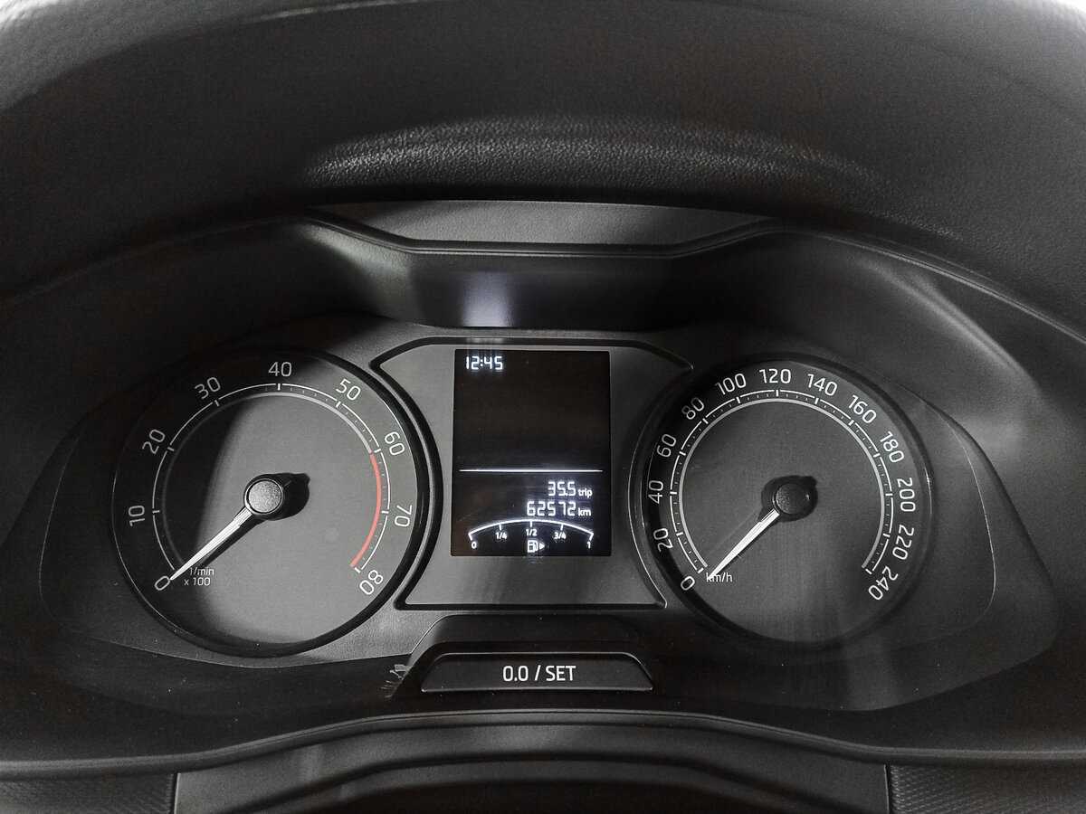 Б/У Шкода Рапид 2021 года. Фото: #10