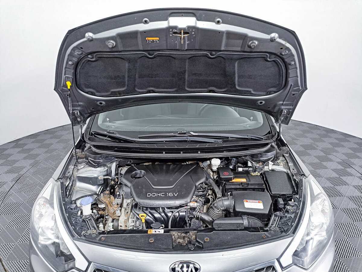 Б/У Киа Церато 2014 года. Фото: #6