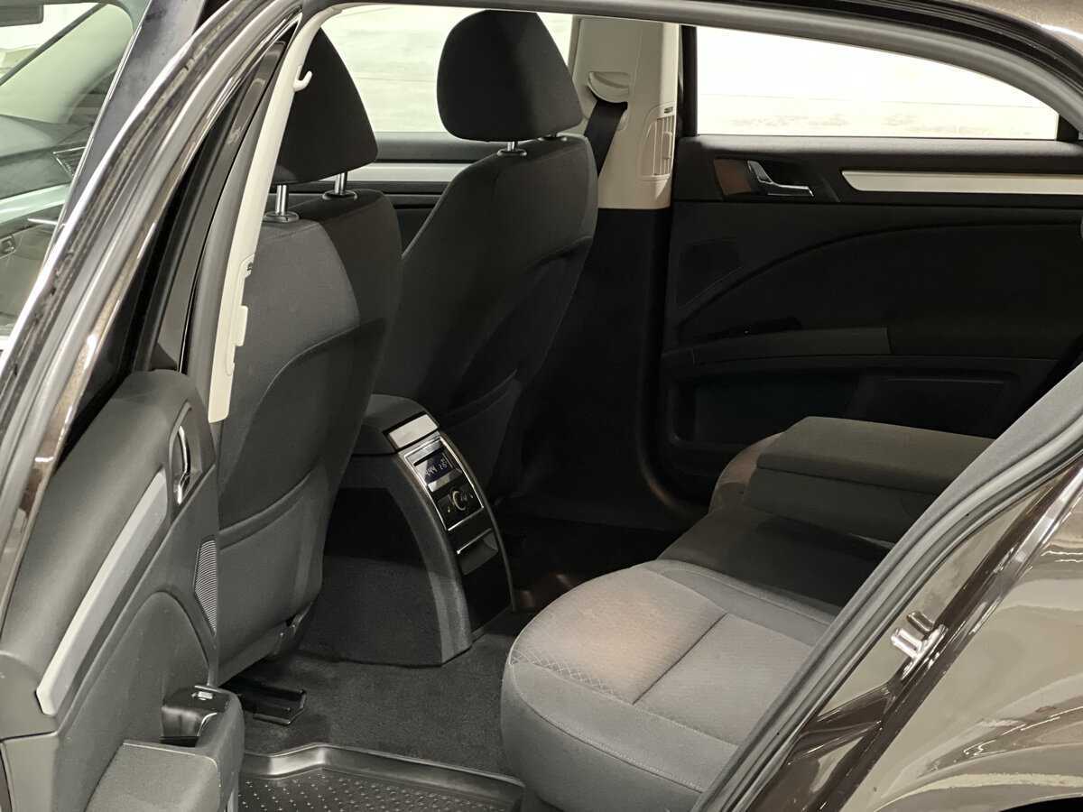 Skoda Superb 2013 года с пробегом. Фото: #11