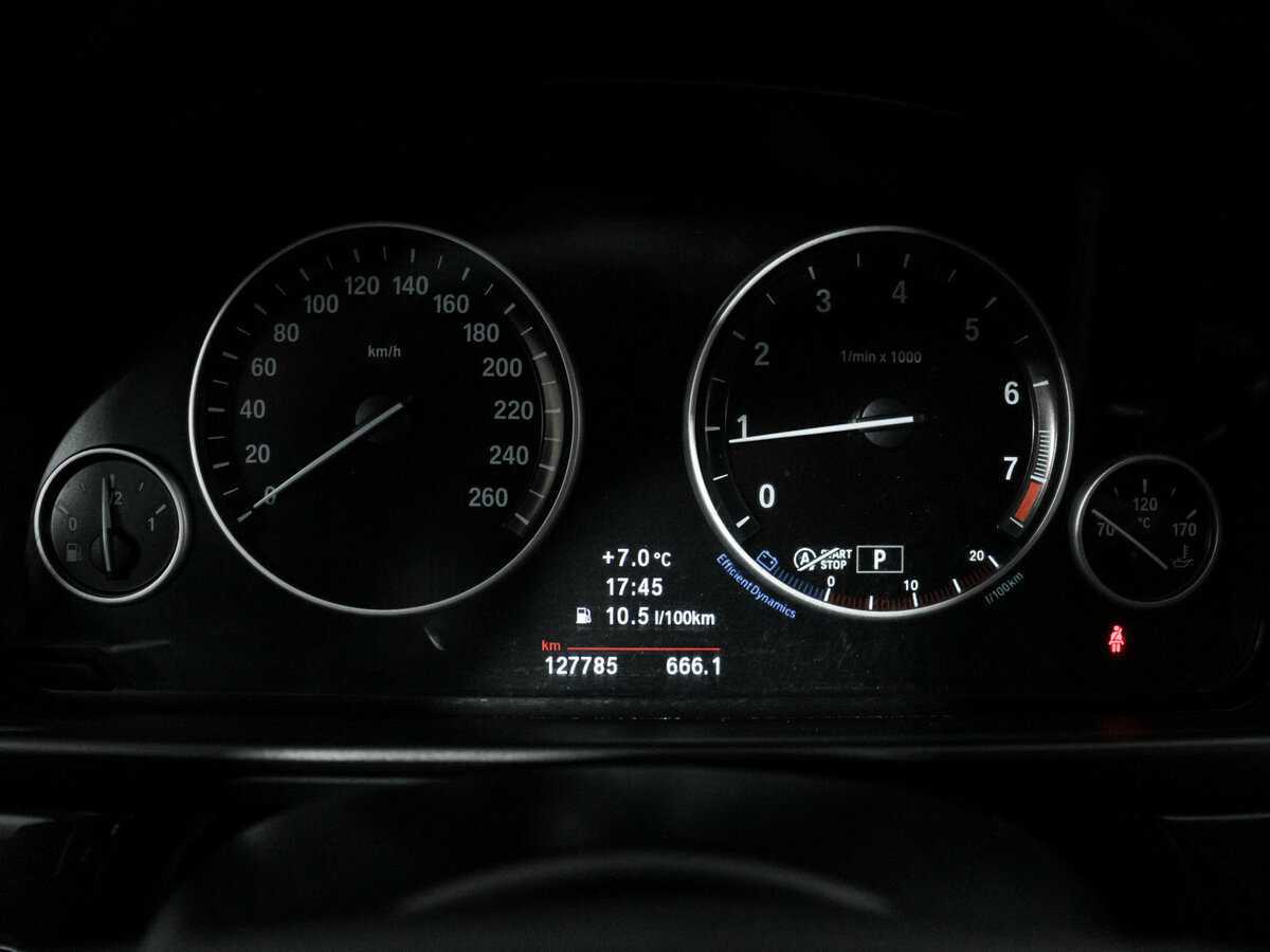 BMW 5 серии 2013 года с пробегом. Фото: #9