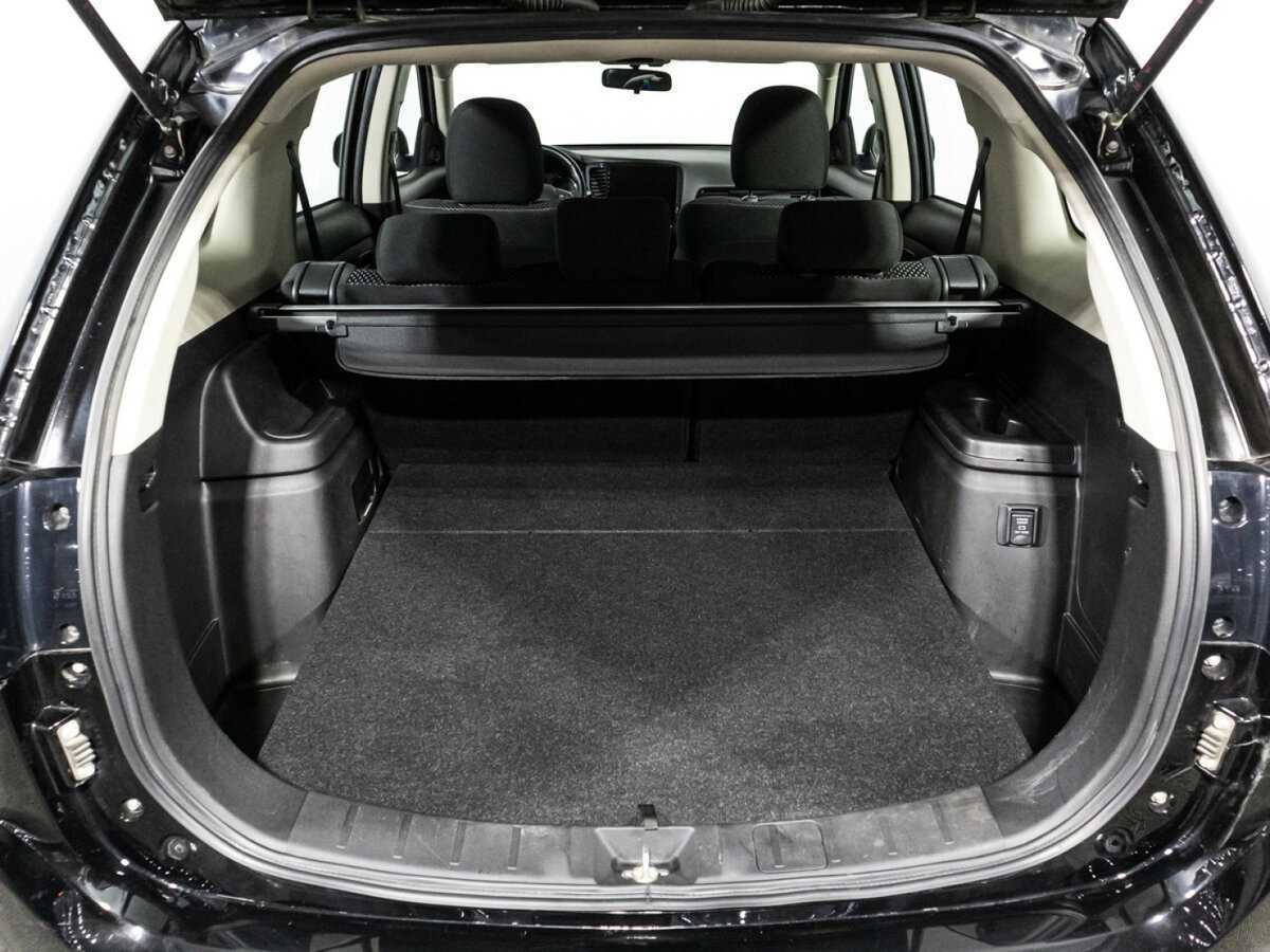 Mitsubishi Outlander 2021 года с пробегом. Фото: #13