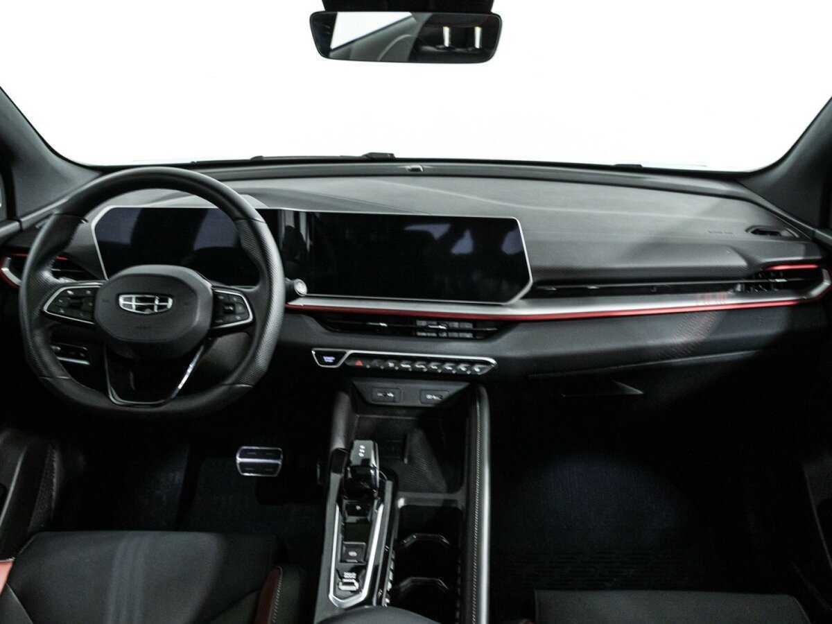 Б/У Джили Кулрэй 2023 года. Фото: #12