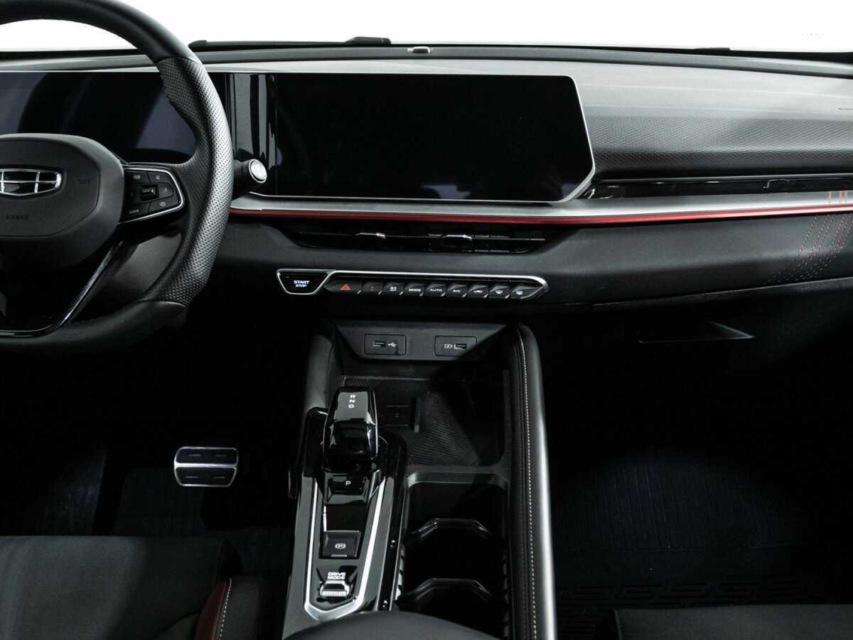 Б/У Джили Кулрэй 2023 года. Фото: #13