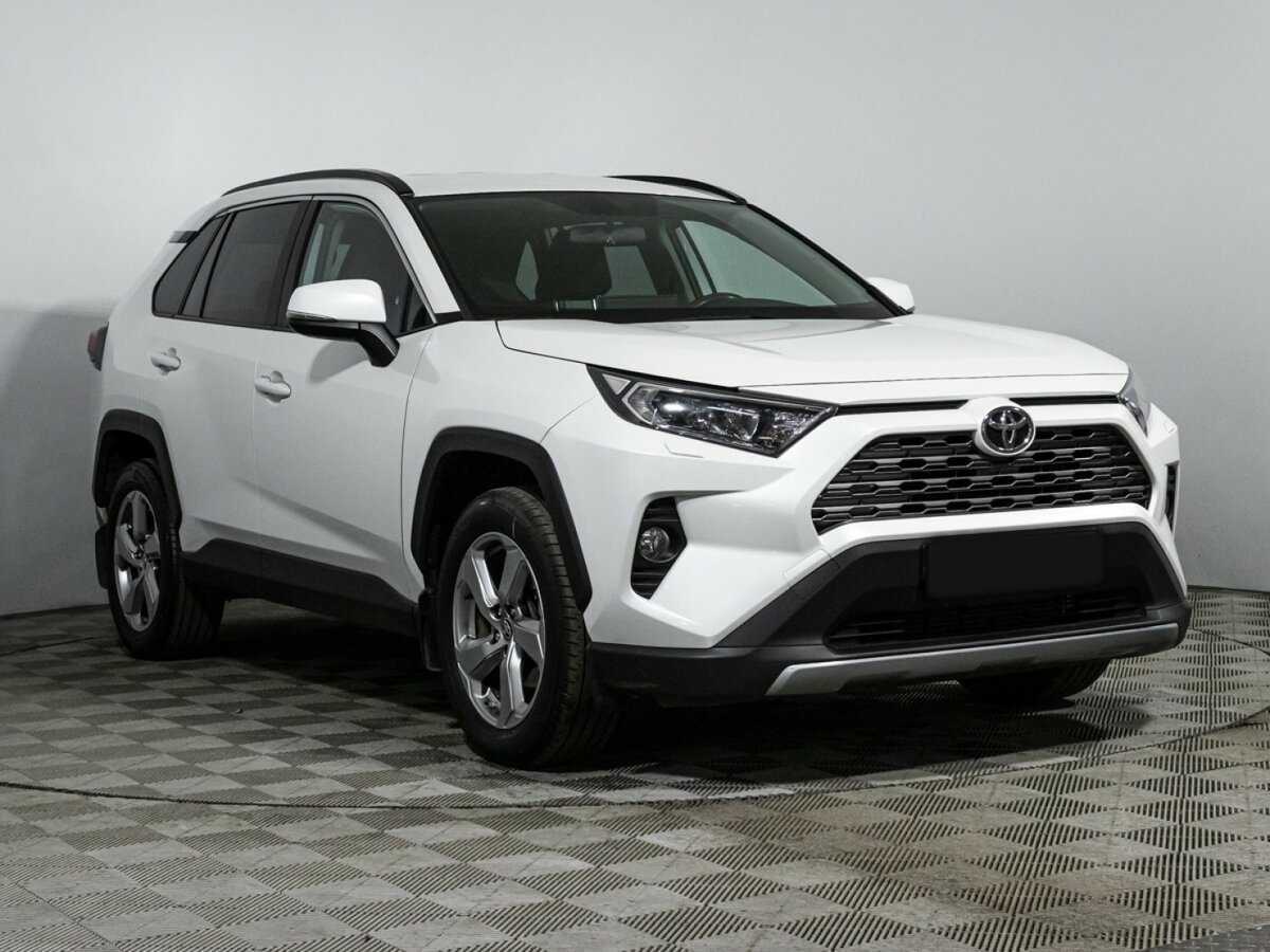 Toyota RAV4 2019 года с пробегом. Фото: #2