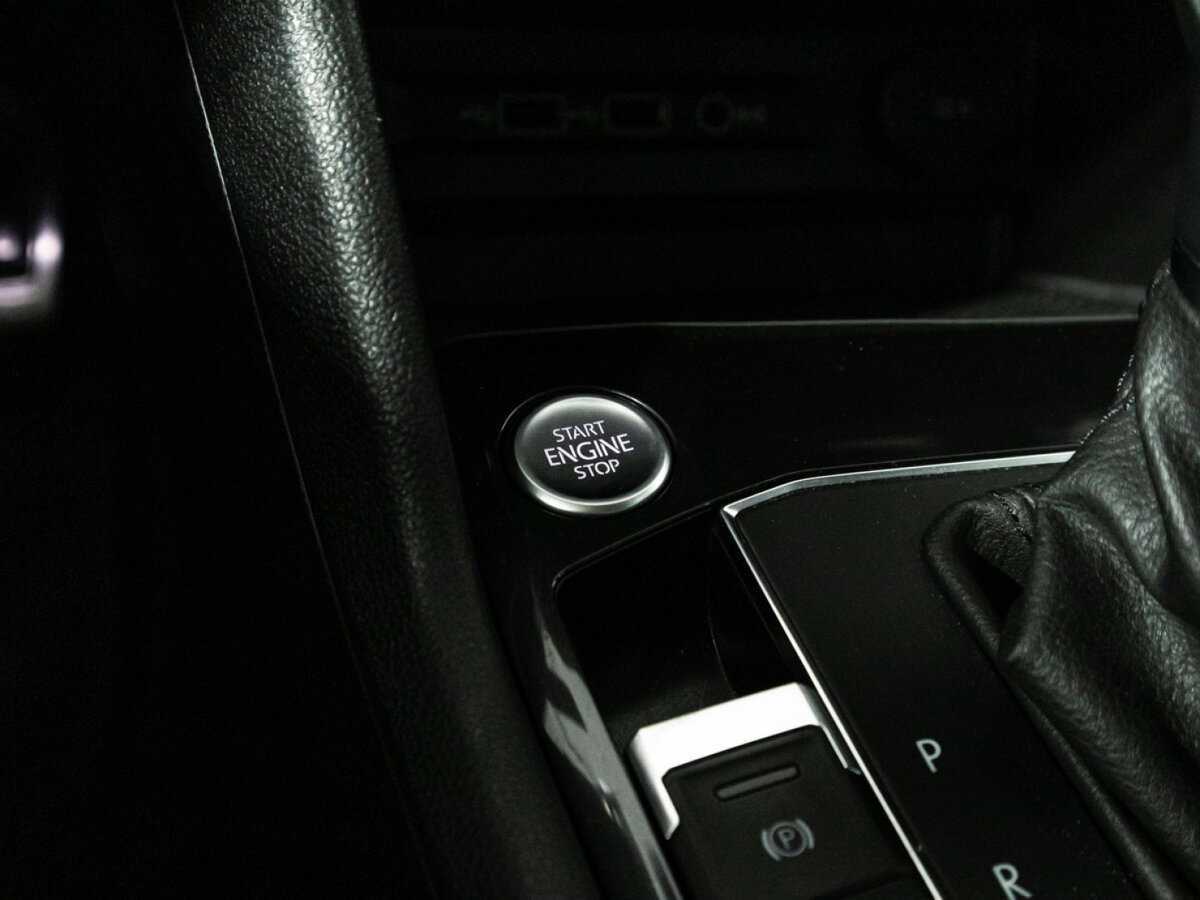 Б/У Фольксваген Тигуан 2018 года. Фото: #19