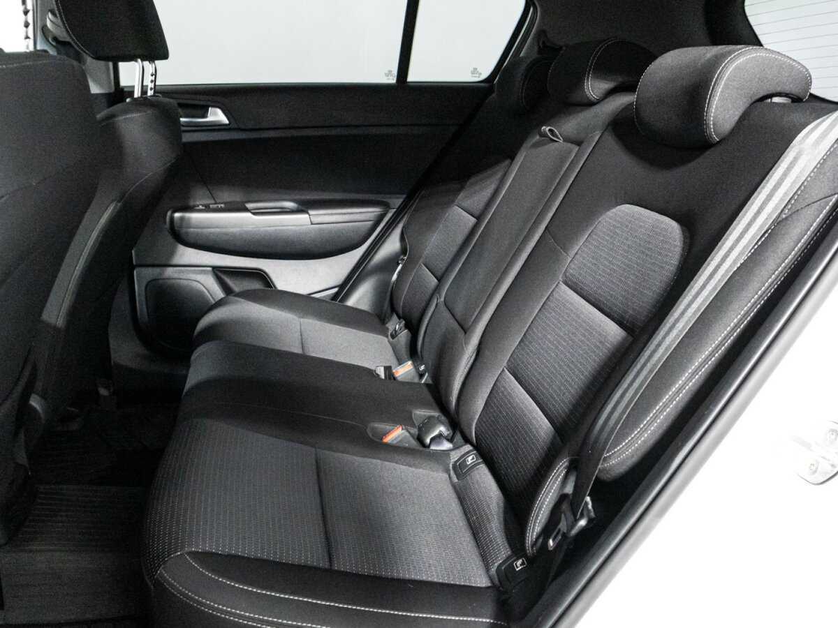 Б/У Киа Спортейдж 2020 года. Фото: #9