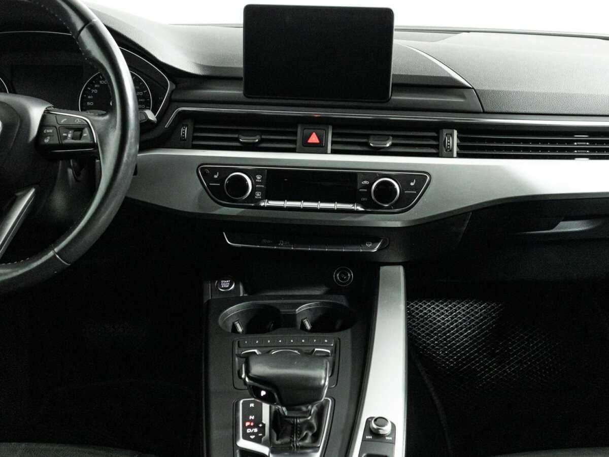 Audi A4 2018 года с пробегом. Фото: #13