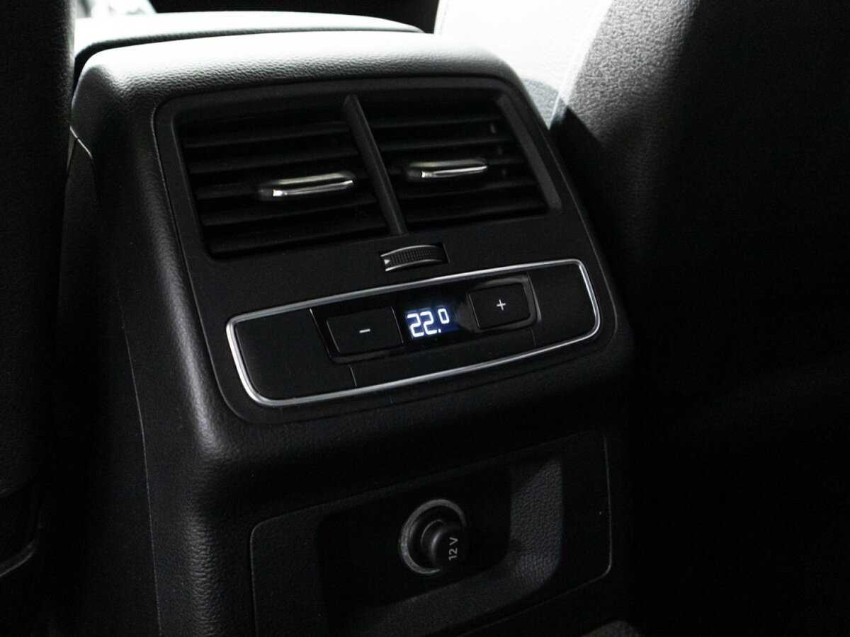 Audi A4 2018 года с пробегом. Фото: #19