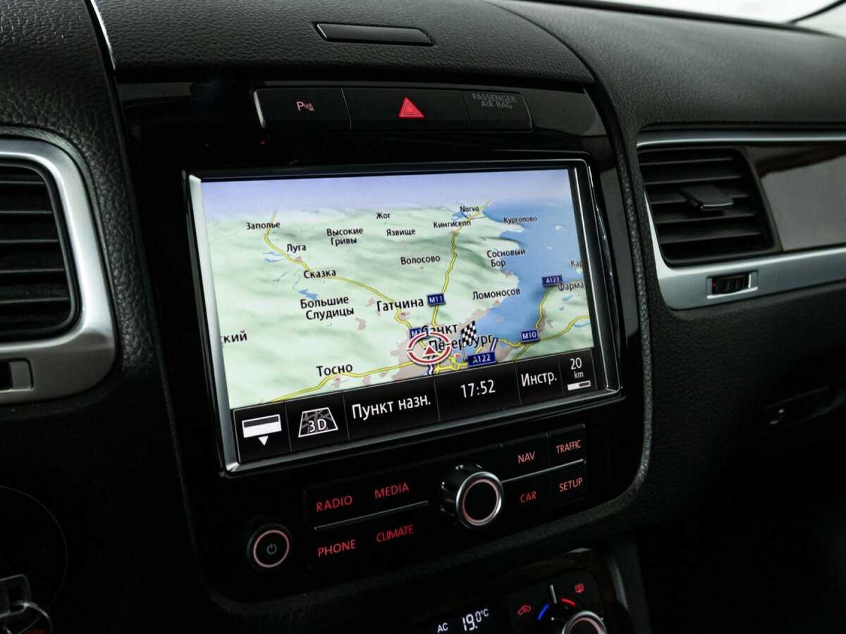 Б/У Фольксваген Туарег 2012 года. Фото: #13