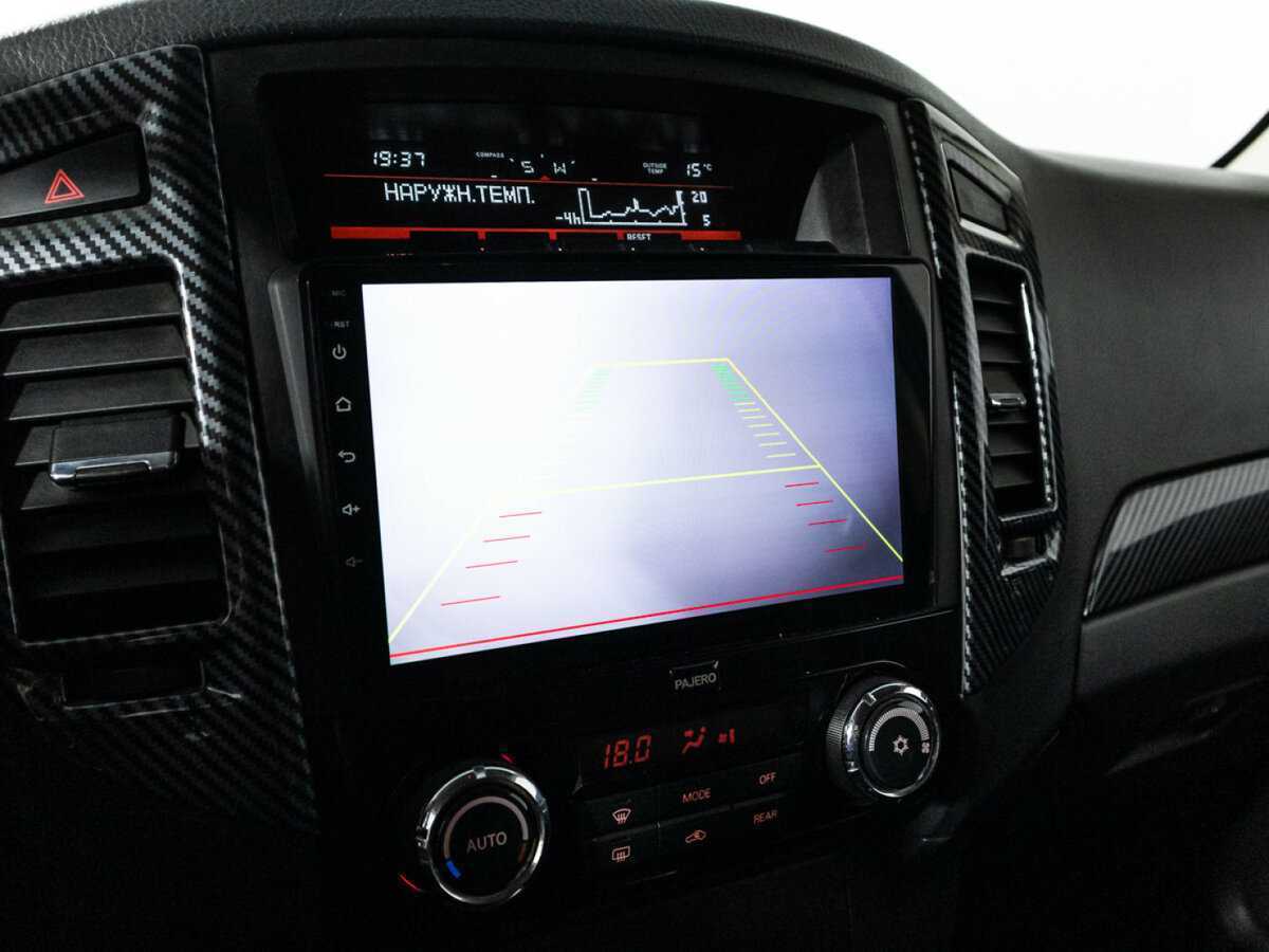 Б/У Митсубиши Паджеро 2014 года. Фото: #14