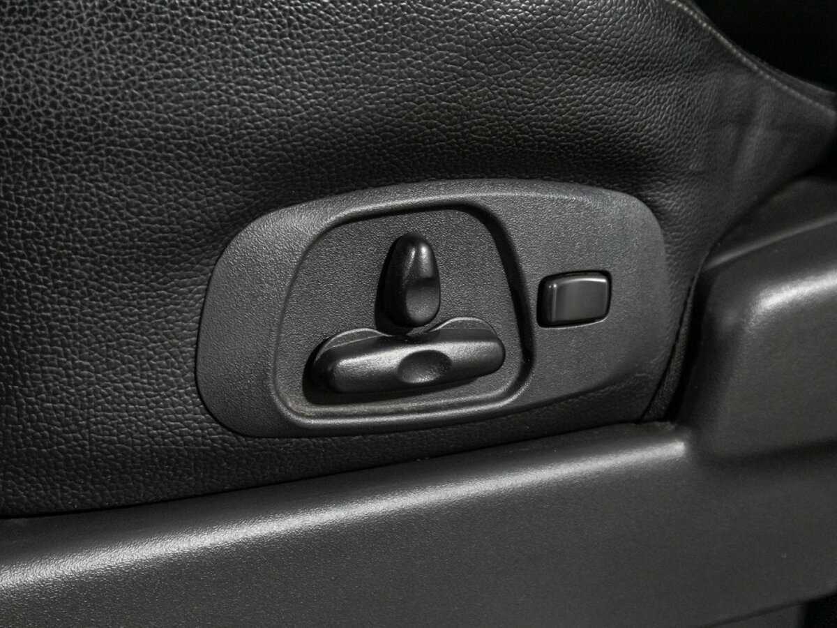 Б/У Митсубиши Паджеро 2014 года. Фото: #16