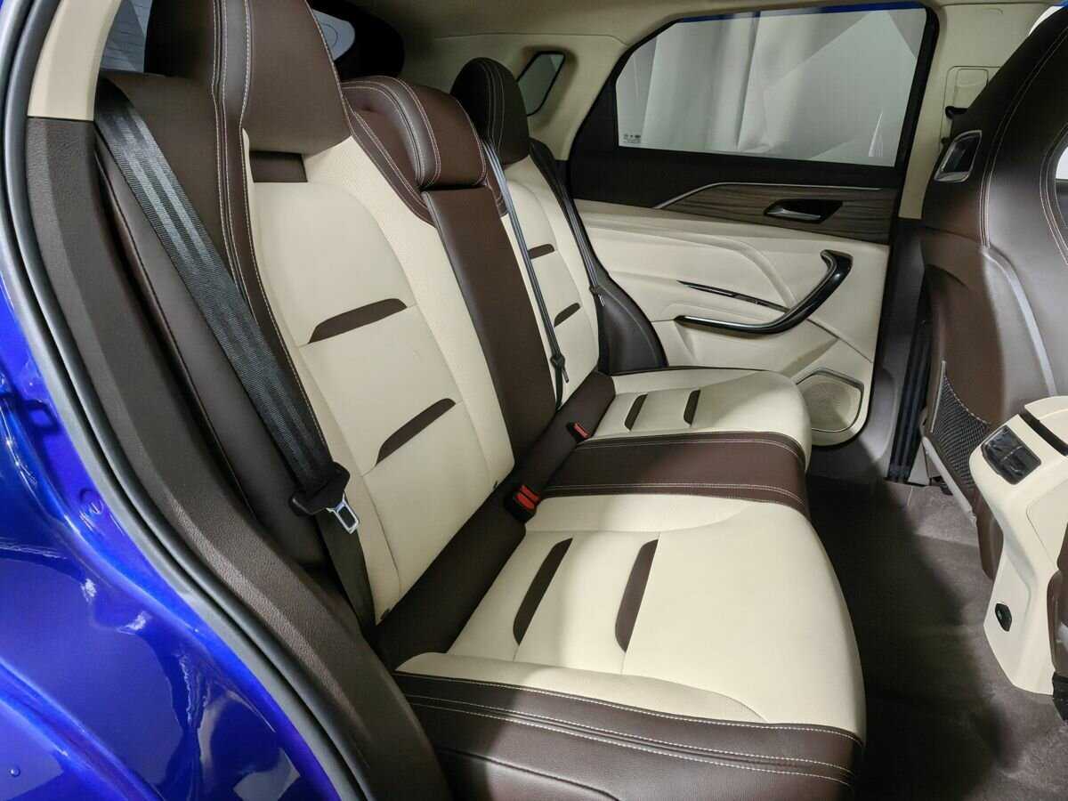 FAW Bestune T77 2022 года с пробегом. Фото: #11