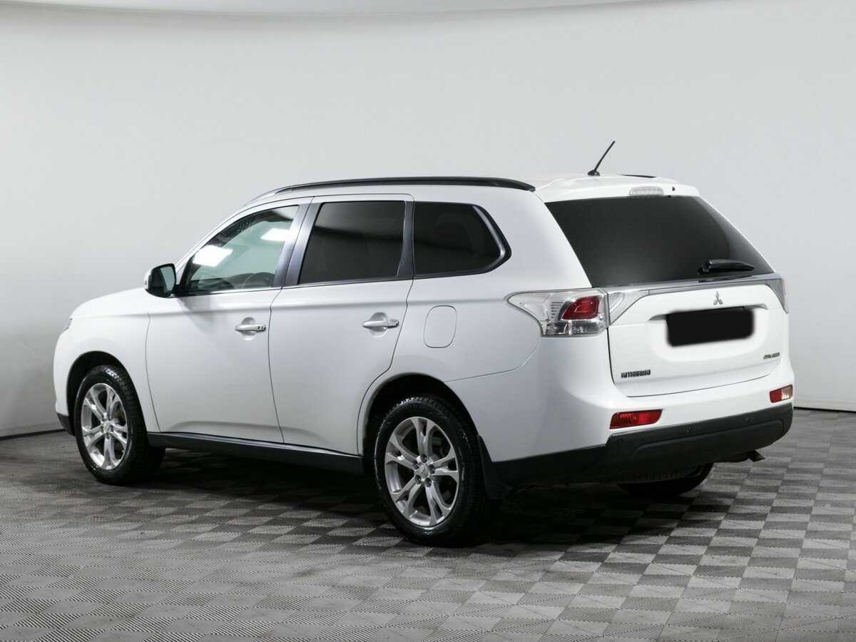 Mitsubishi Outlander 2013 года с пробегом. Фото: #5