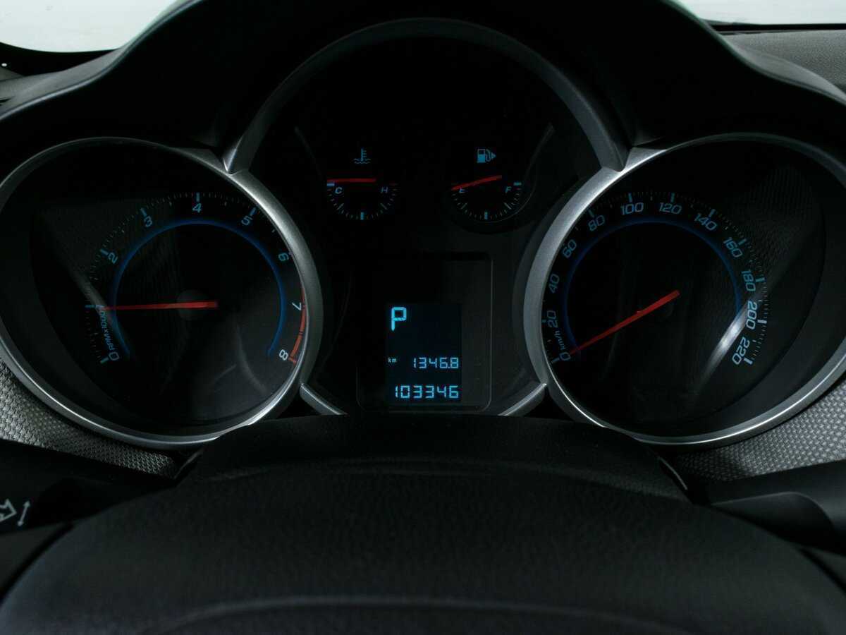 Б/У Шевроле Круз 2013 года. Фото: #10