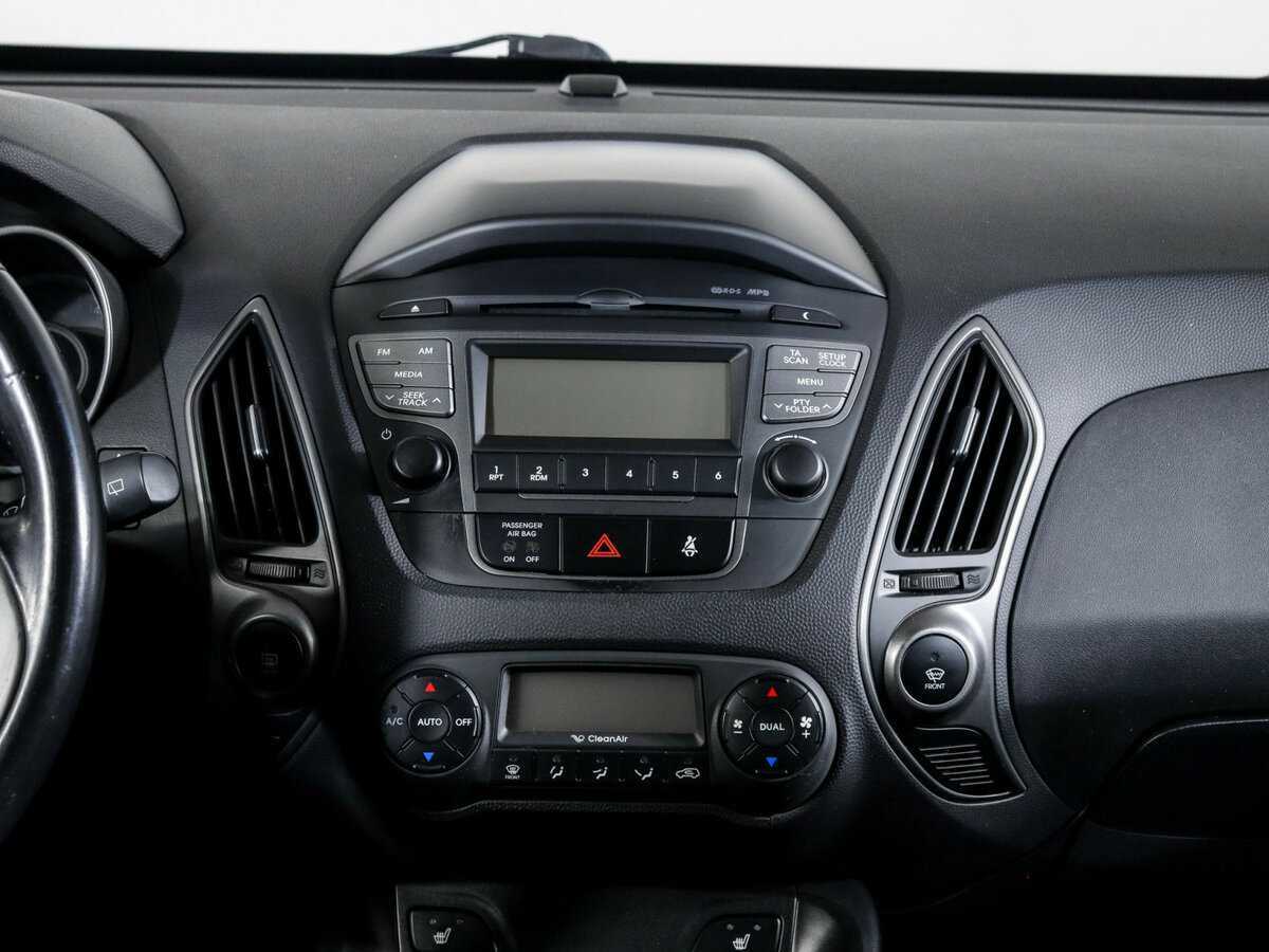 Б/У Хендай ай-икс35 2013 года. Фото: #12