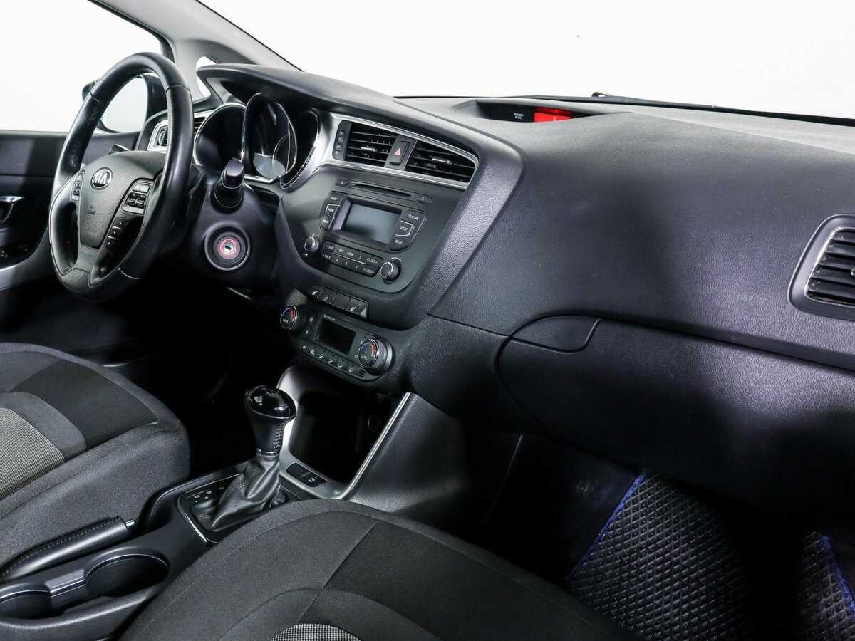 Б/У Киа Сид 2016 года. Фото: #5