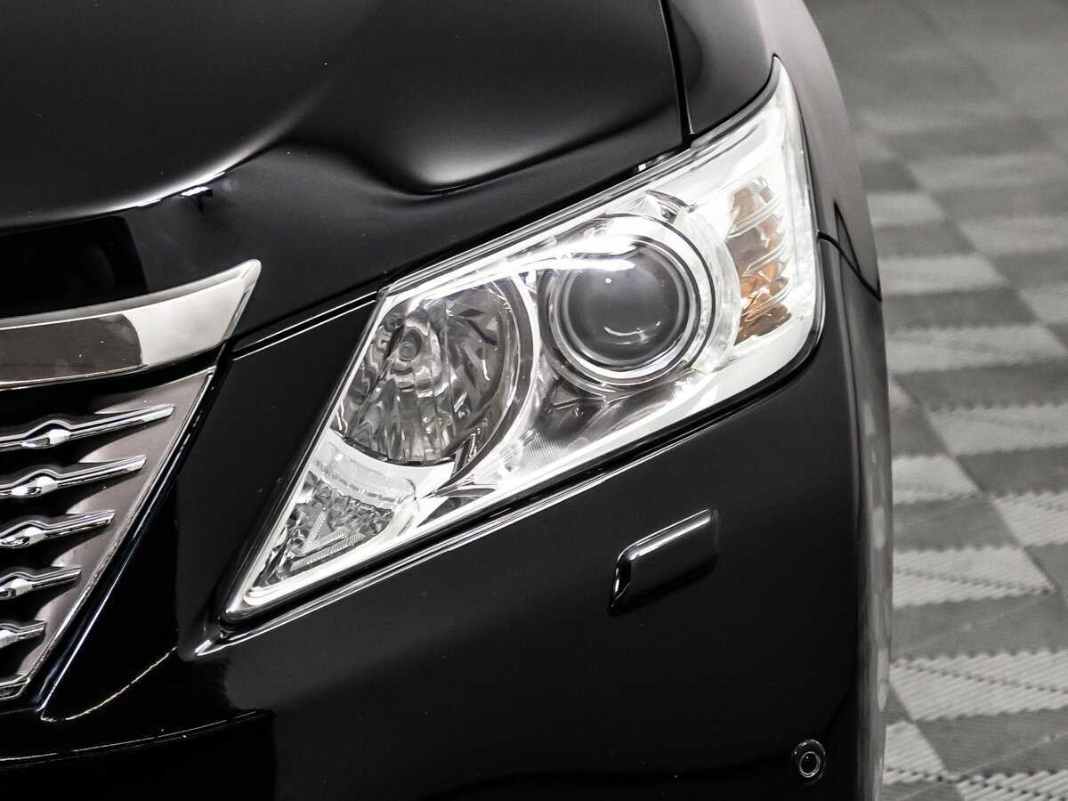 Б/У Тойота Камри 2013 года. Фото: #14