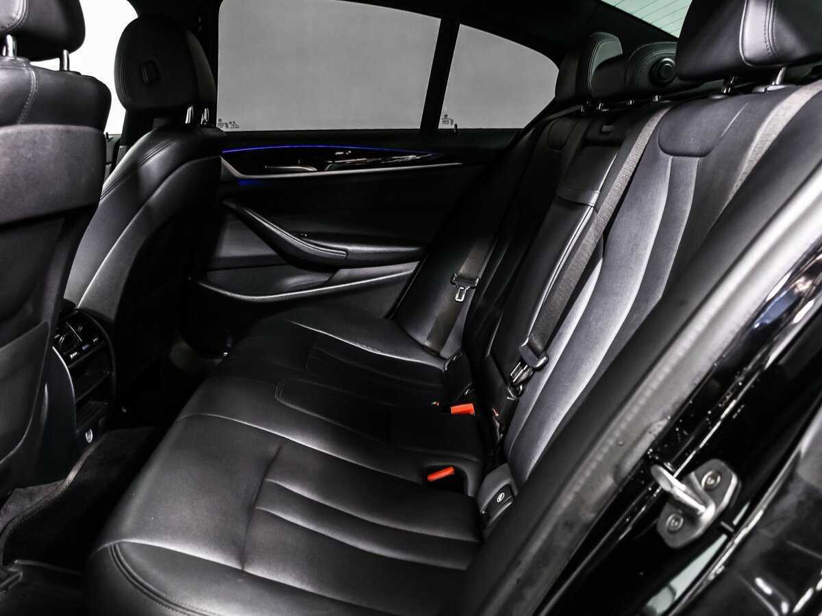 BMW 5 серии 2019 года с пробегом. Фото: #12