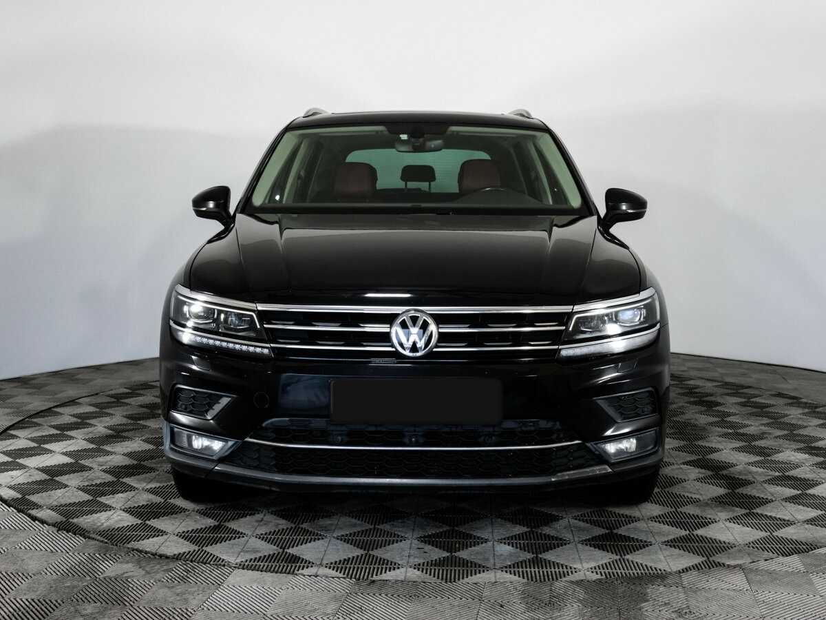 Volkswagen Tiguan 2018 года с пробегом. Фото: #1