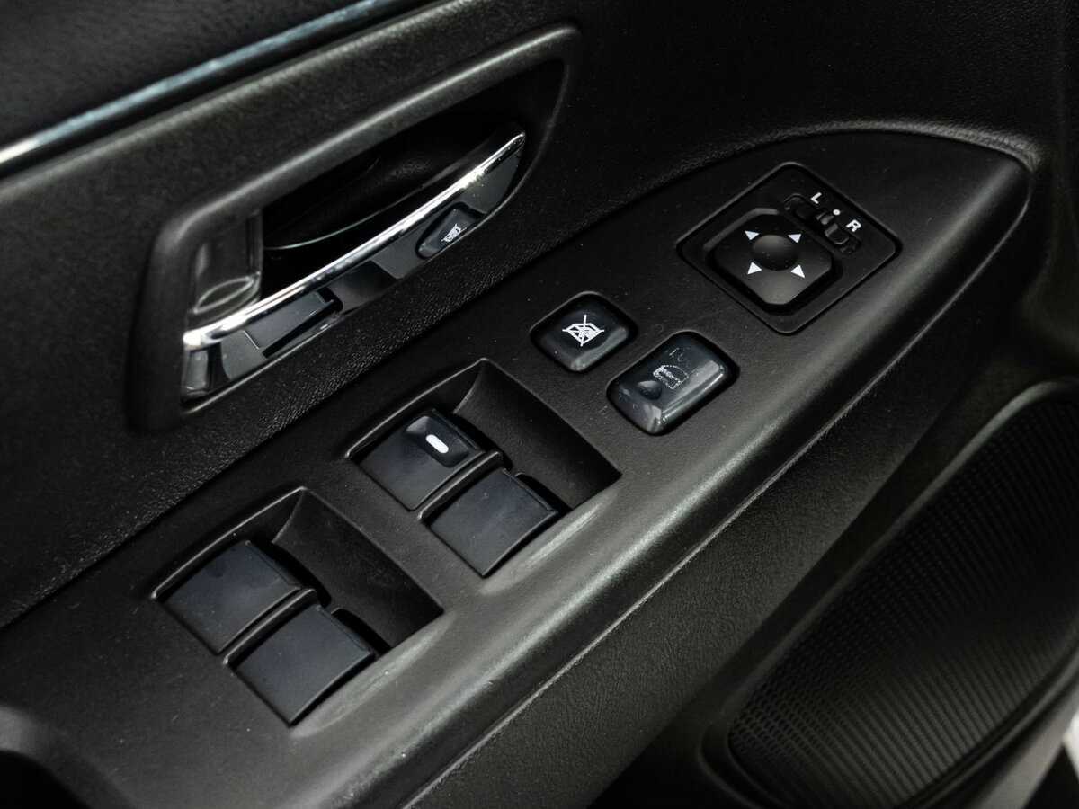 Mitsubishi ASX 2012 года с пробегом. Фото: #12