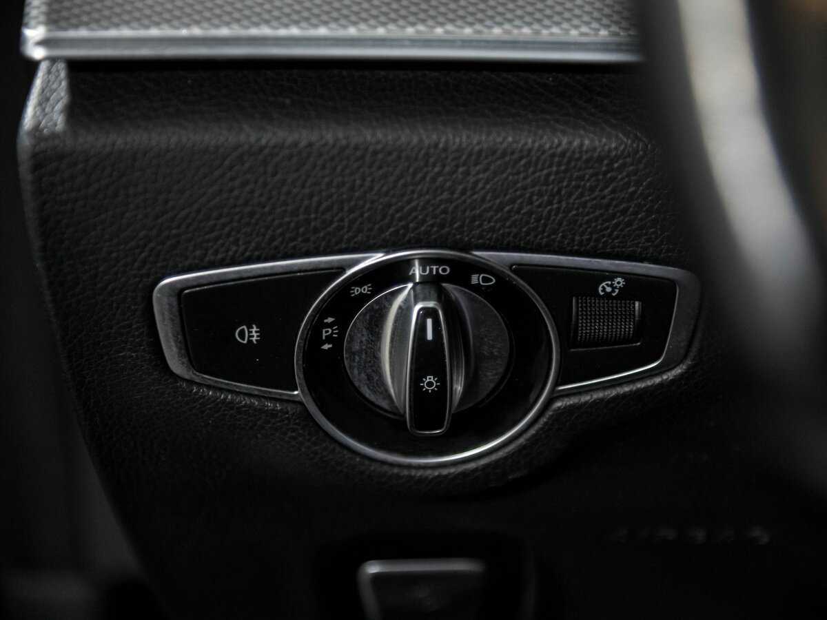 Mercedes-Benz E-Класс 2019 года с пробегом. Фото: #13