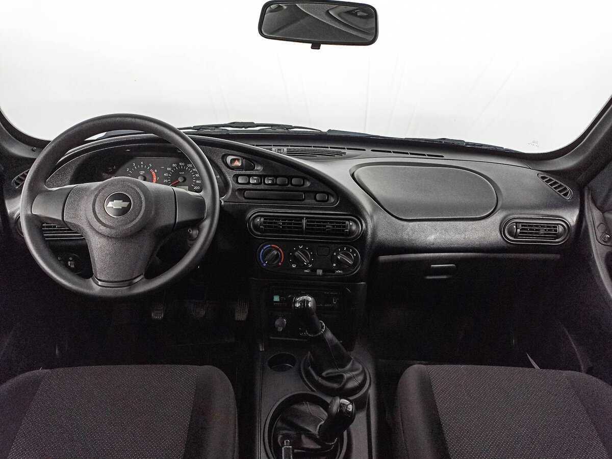 Б/У Шевроле Нива 2016 года. Фото: #11