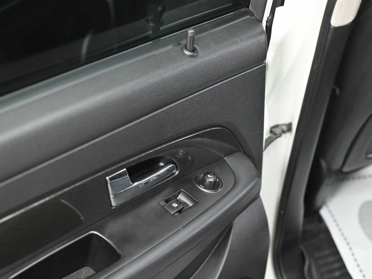 Б/У Сан-Ён Рекстон 2013 года. Фото: #13