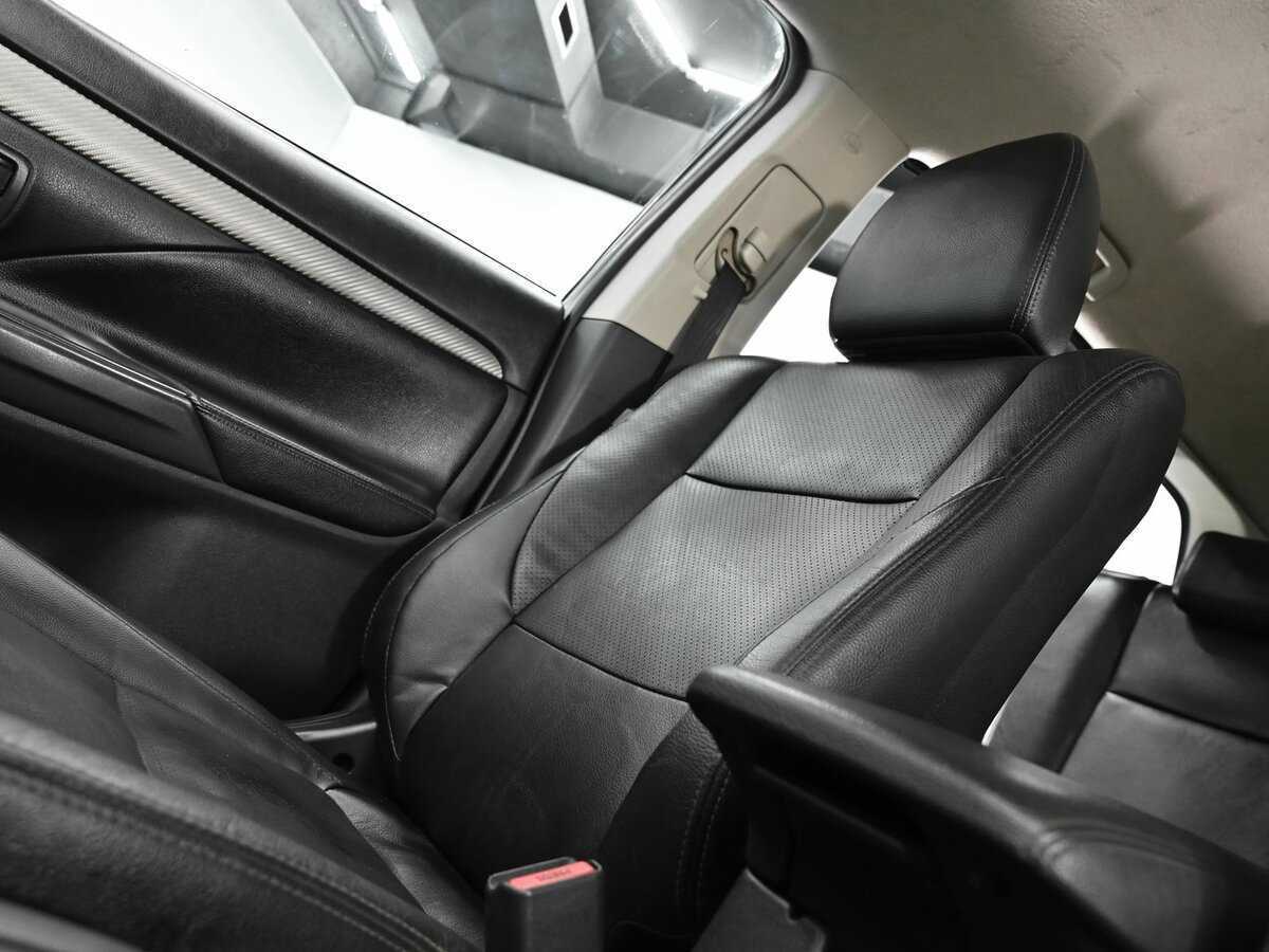 Mitsubishi Outlander 2012 года с пробегом. Фото: #12