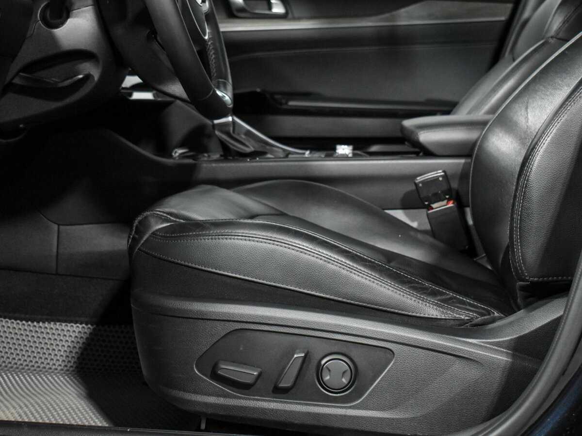 Б/У Киа К5 2021 года. Фото: #7